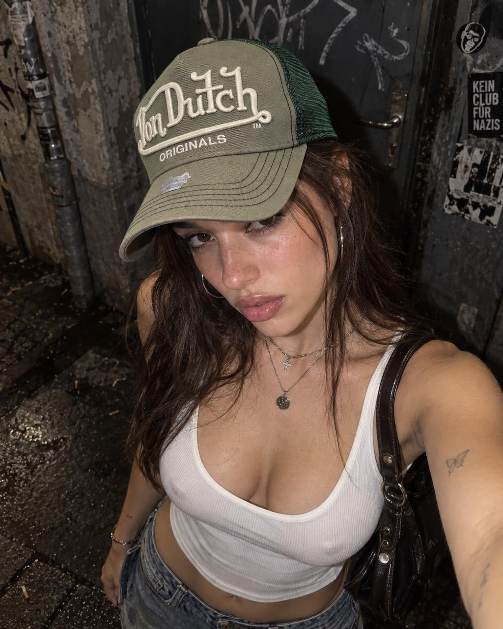Von Dutch Originals Y2K Embroidered Trucker Cap - Khaki / Green – getragen