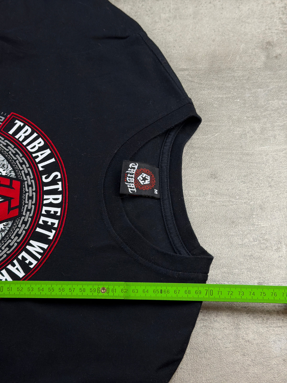 Tribal Gear Y2K "Recognize the Real" Graphic Tee - Black / Red – Ansicht 8