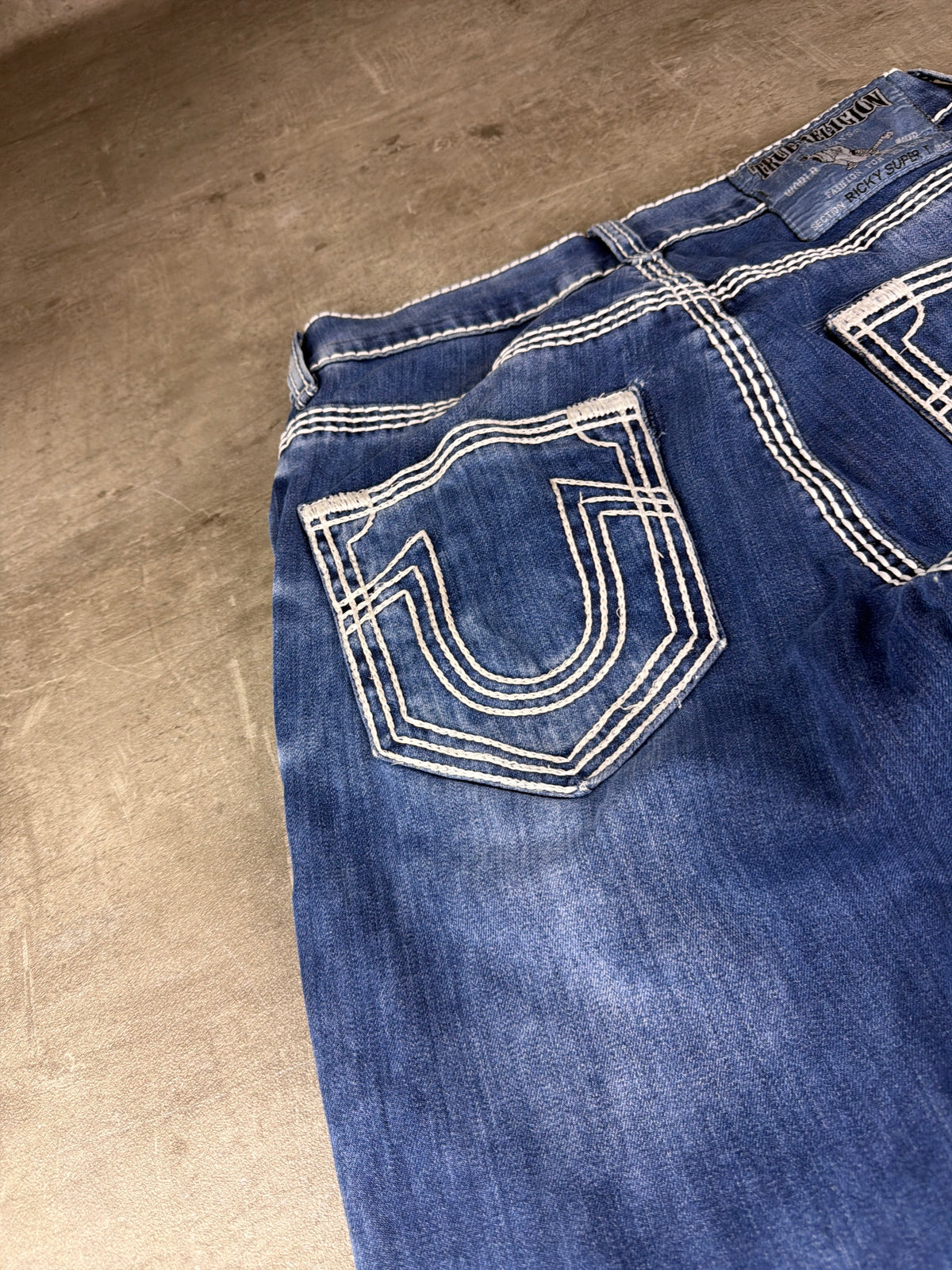 True Religion "Ricky Super T" Y2K Distressed Denim Jeans - Washed Blue - Past Pieces