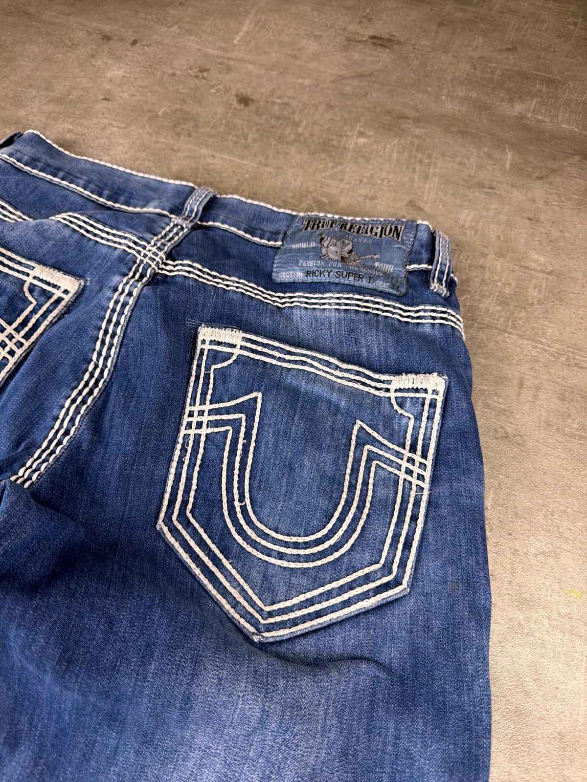 True Religion "Ricky Super T" Y2K Distressed Denim Jeans - Washed Blue - Past Pieces